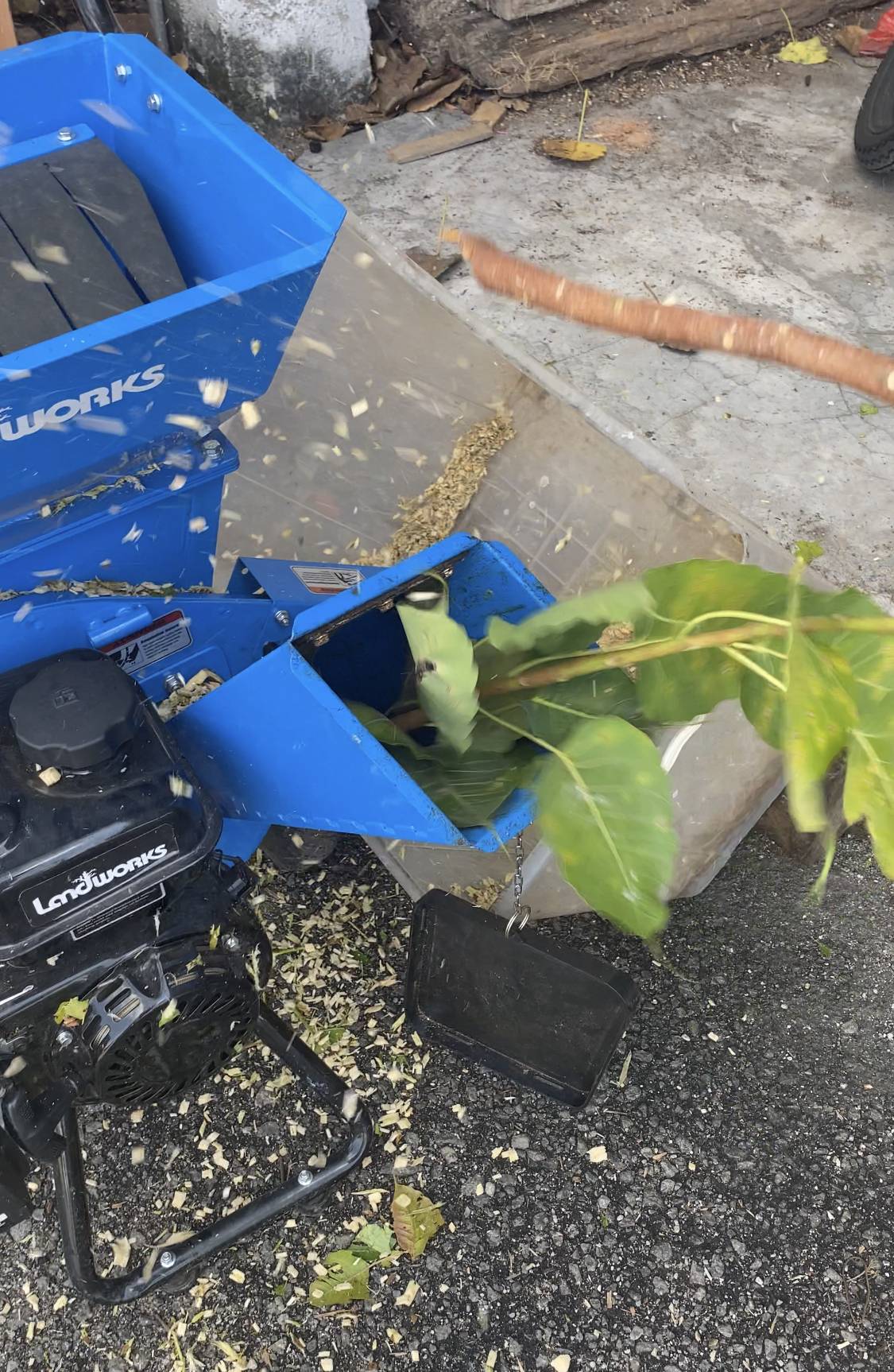 Landworks LCE06 7HP (212cc) 3 in 1 3'' Portable Type Wood Chipper